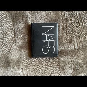 NARS highlight in Albatross